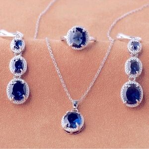 Geometric Charm Necklace & Ring & 1pair Drop Earrings
Rhinestone Decor Fashion